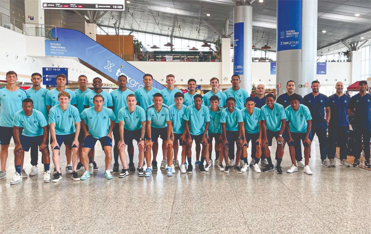 GRÊMIO EMBARCA PARA A DISPUTA DA COPINHA 2025